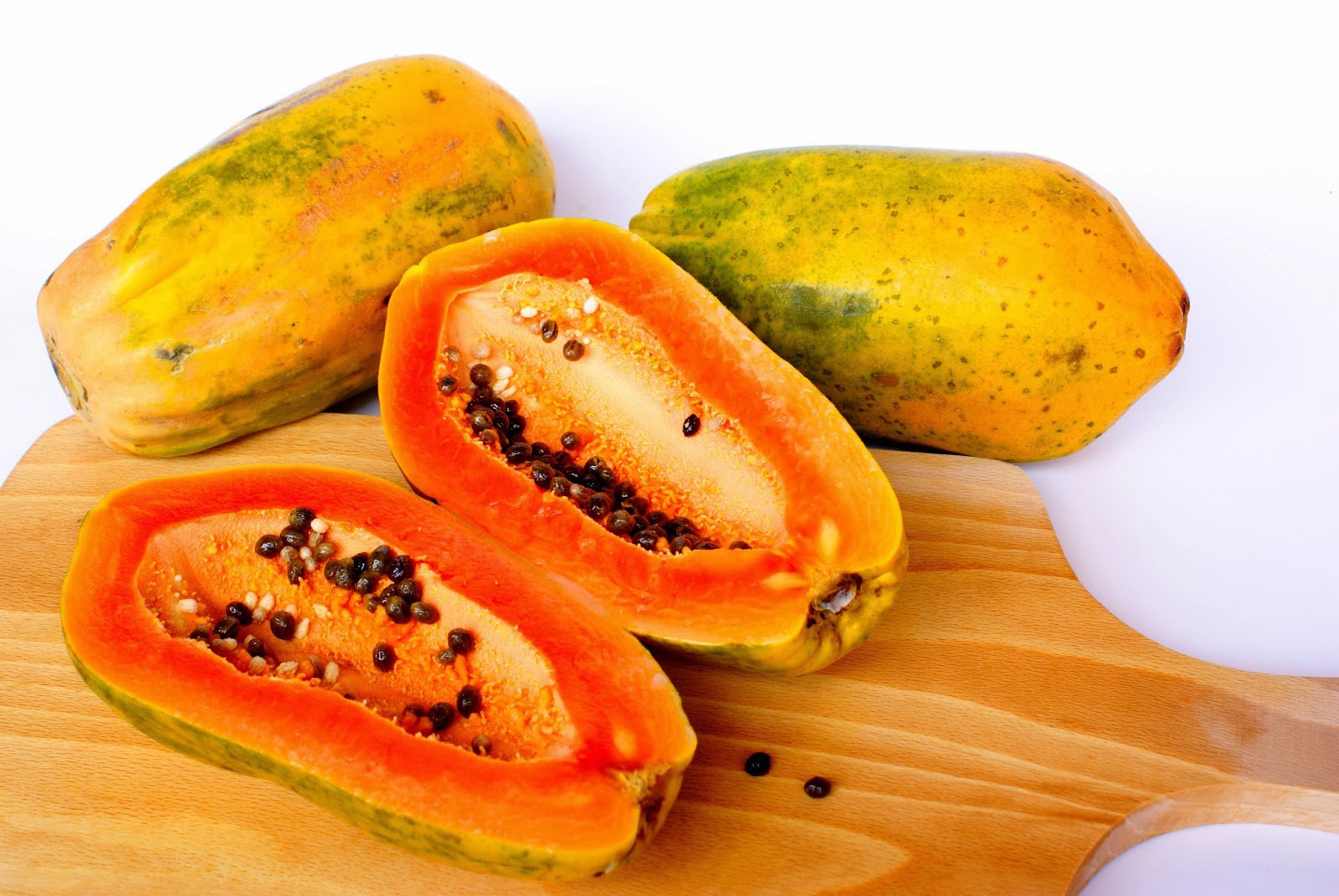 Đu đủ bổ sung nhiều vitamin cho cơ thể. (Ảnh: Sưu tầm Internet)