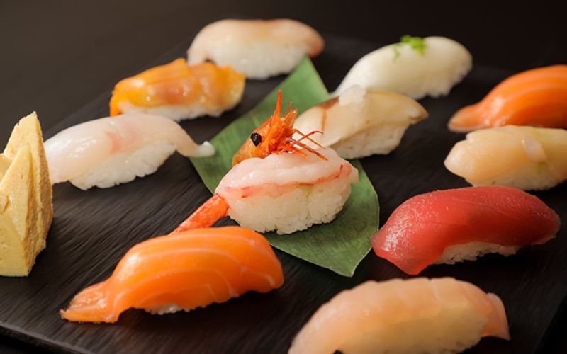 Gỏi chứa ký sinh trùng gây bệnh cho bà bầu. (Ảnh: Sưu tầm Internet)