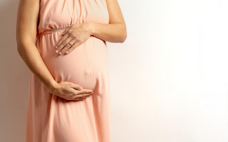 Phụ nữ mang thai bị polyp cổ tử cung rất nguy hiểm cho mẹ và bé. (Ảnh: Sưu tầm Internet)