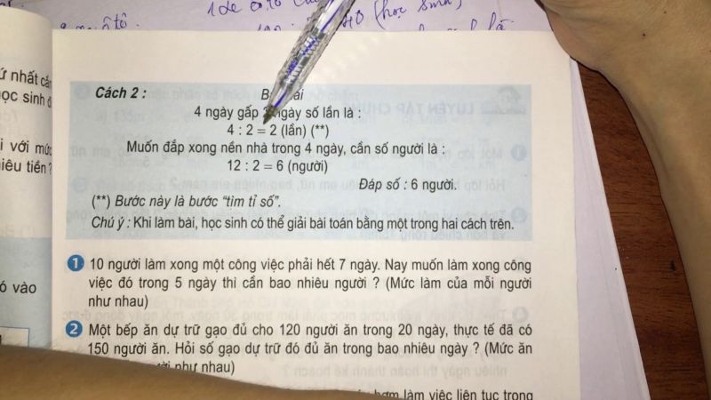 Các bạn nhỏ cần làm nhiều bài tập với các mức độ khó tăng dần. (Ảnh: Sưu tầm Internet)