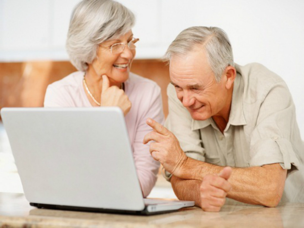 Ở người cao tuổi, cơ quan sinh dục dễ bị lão hóa. (Ảnh: Sưu tầm Internet)