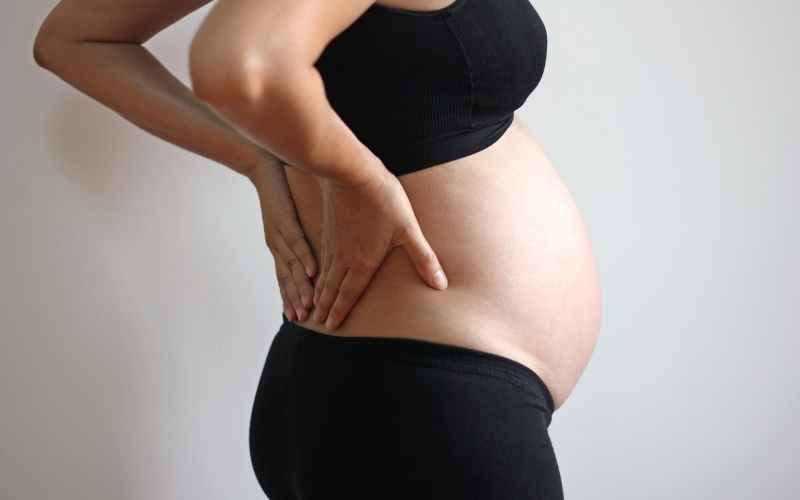 Triệu chứng đau háng khi mang thai do giãn dây chằng tròn. (Ảnh: Sưu tầm Internet)