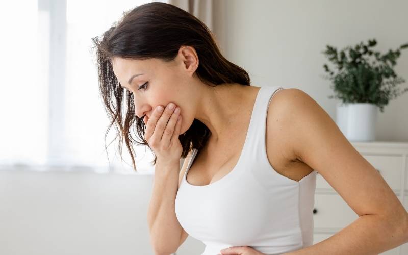 Sợ mùi, buồn nôn là triệu chứng của mang thai. (Ảnh: Sưu tầm Internet)