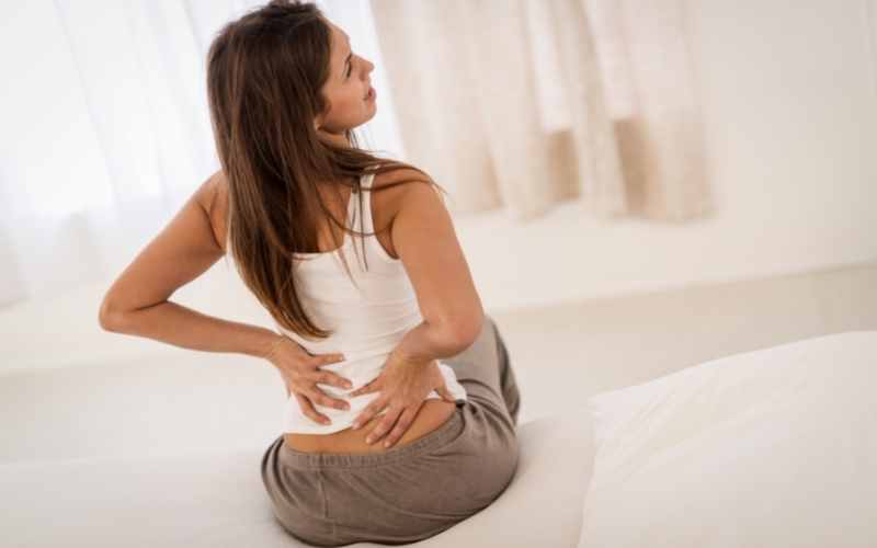 Bà bầu thường đau thắt lưng và xương chậu khi mang thai. (Ảnh: Sưu tầm Internet)