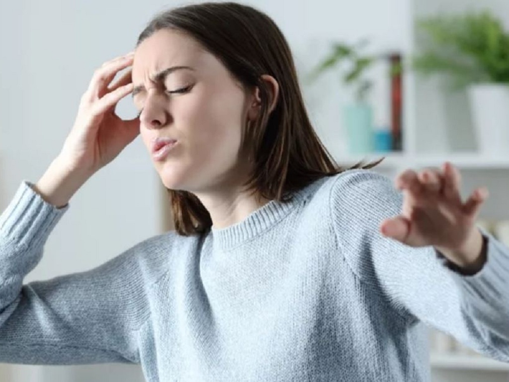 Chóng mặt. (Ảnh: Sưu tầm Internet)