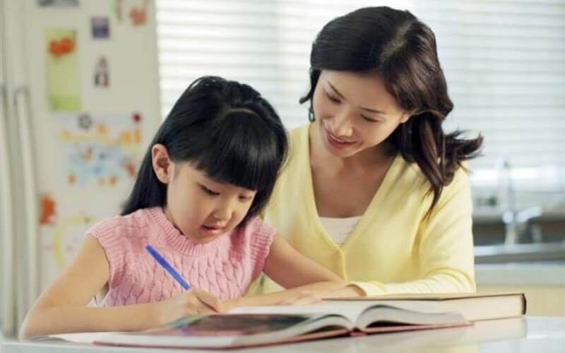 Bài tập chính tả người mẹ lớp 3. (Ảnh: Sưu tầm Internet)