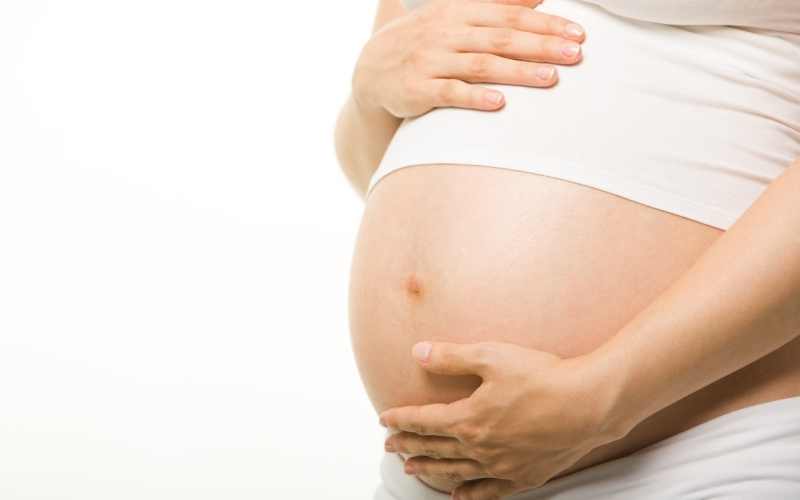 Thai nặng cân quá mức sẽ không tốt cho cả mẹ và bé. (Ảnh: Sưu tầm Internet)