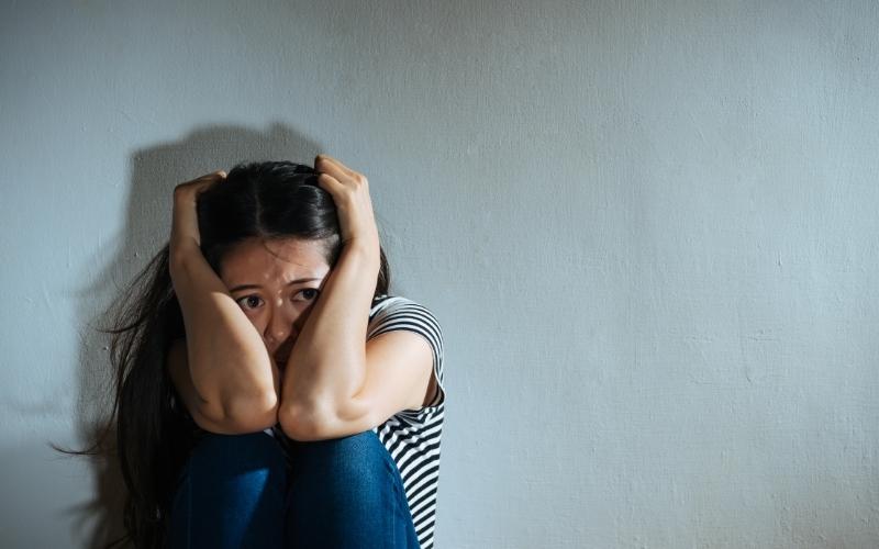 Tổn thương tâm lý sau phá thai. (Ảnh: Sưu tầm Internet)