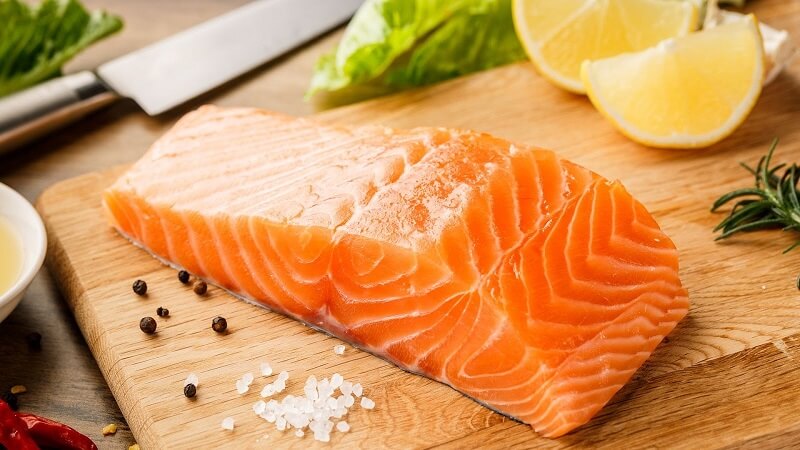 Nguồn vitamin B7 từ cá hồi. (Ảnh: Sưu tầm Internet)