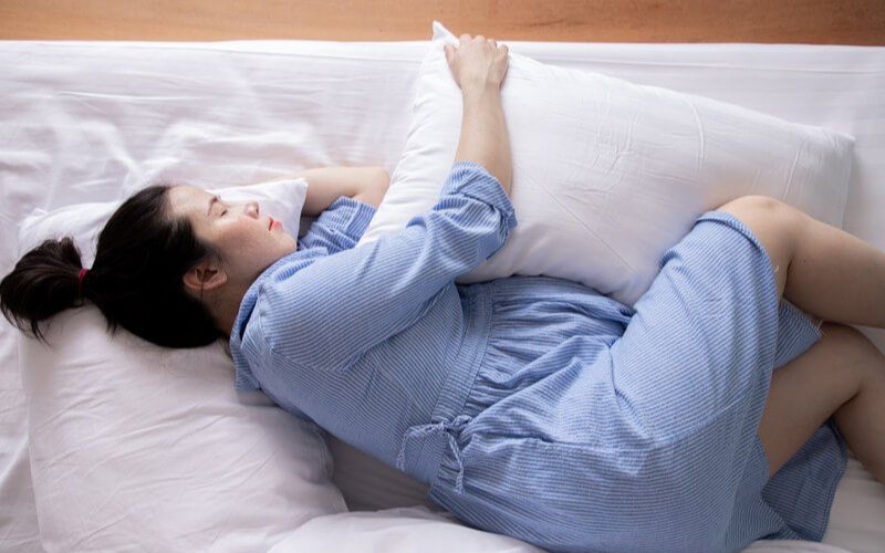 Nghỉ ngơi nhiều giúp thai phụ nhanh khỏi cúm. (Ảnh: Sưu tầm Internet)