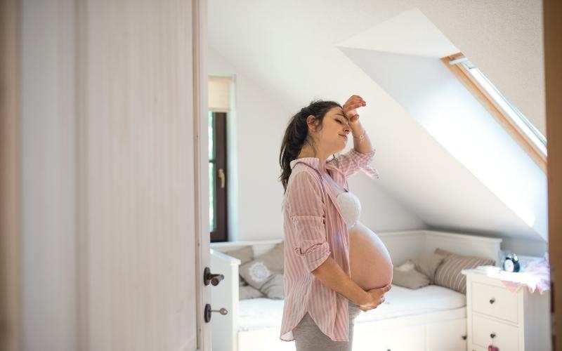 Ảnh hưởng của bệnh trĩ đến mẹ bầu. (Ảnh: Sưu tầm Internet)