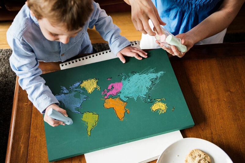 Câu hỏi dạng địa lý giúp mở rộng nhiều kiến thức cho bé hơn. (Ảnh: Sưu tầm Internet)