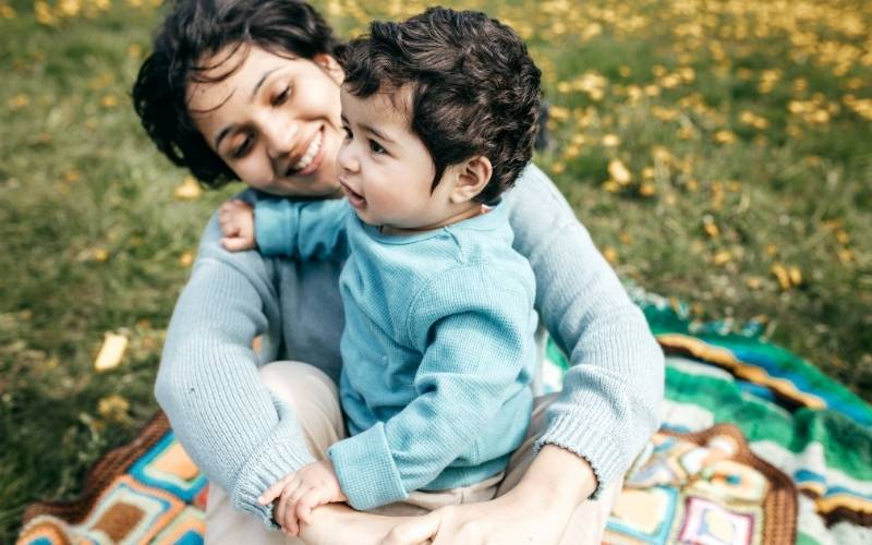 Tạo không gian riêng với trẻ để con không cảm thấy bị ra rìa. (Ảnh: Sưu tầm Internet)