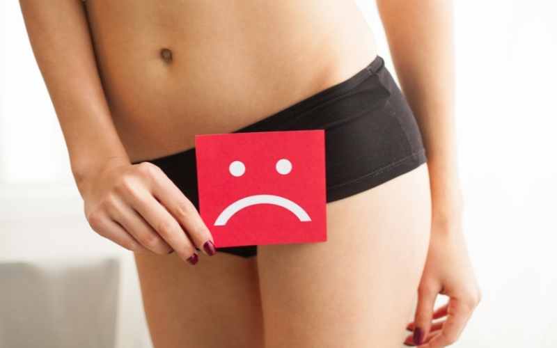 Các bệnh lý về đường niệu có thể khiến mẹ bầu đau bụng âm ỉ. (Ảnh: Sưu tầm Internet)