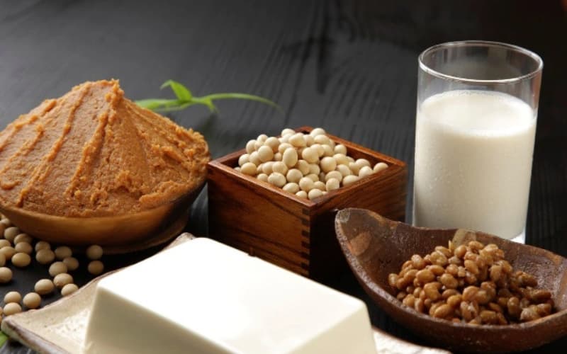 Các chế phẩm từ đậu nành, lúa mì. (Ảnh: Sưu tầm Internet)