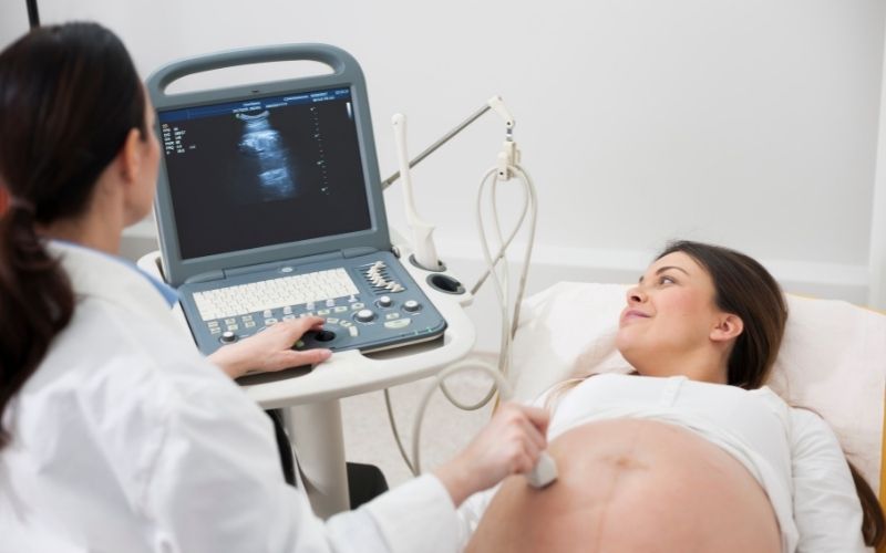 Siêu âm quý 3 của thai kỳ giúp phát hiện các dị tật có thể xuất hiện muộn. (Ảnh: Sưu tầm Internet)