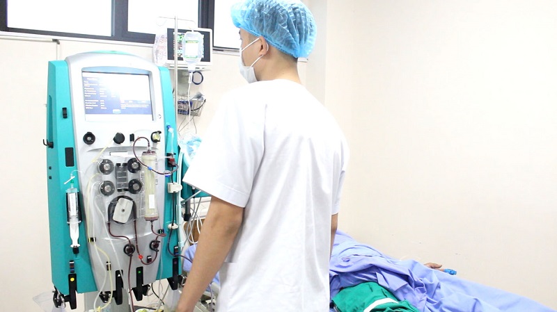 Lọc máu cho bệnh nhân suy thận tốn nhiều chi phí. (Ảnh: Sưu tầm Internet)