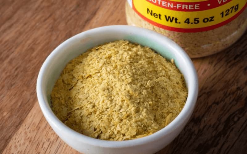 Men dinh dưỡng Bragg giúp bổ sung vitamin B12. (Ảnh: Sưu tầm Internet)