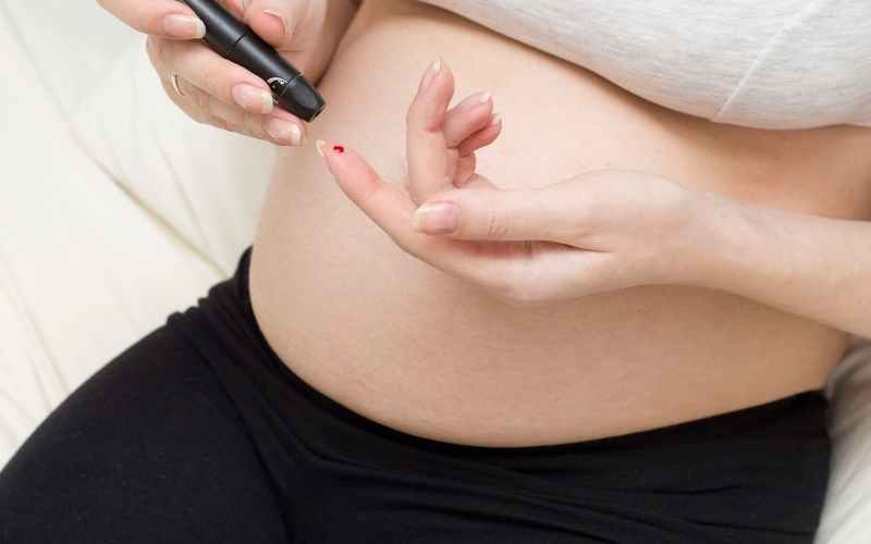 Bà bầu đi tiểu nhiều cần cẩn trọng với bệnh tiểu đường thai kỳ. (Ảnh: Sưu tầm Internet)