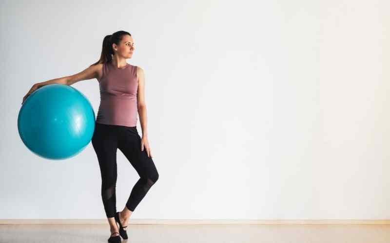 Rèn luyện thể thao vừa sức giúp mẹ bầu tăng cân hợp lý. (Ảnh: Sưu tầm Internet)