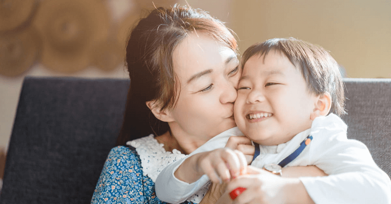 Lưu ý dành cho phụ huynh khi dạy con tiết kiệm nước. (Ảnh: Sưu tầm Internet)