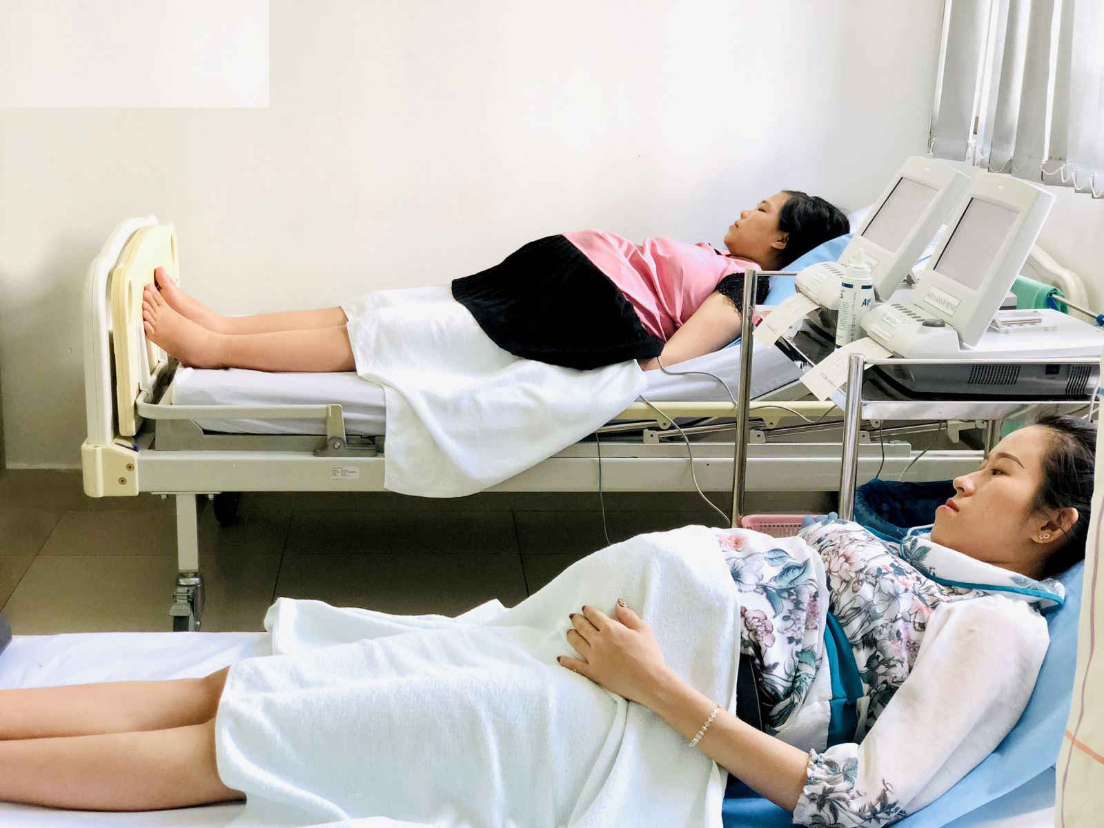 Theo dõi Monitor ở bà bầu tuần thứ 40. (Ảnh: Sưu tầm Internet)