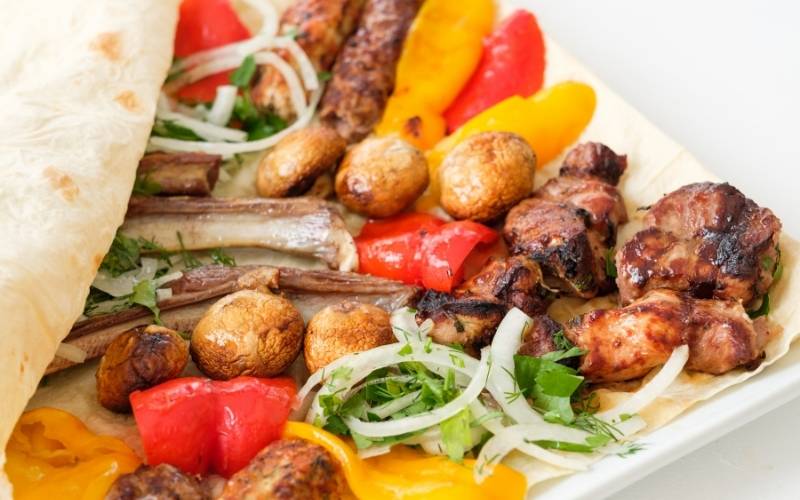 Đồ chiên, xào nhiều dầu mỡ không tốt cho sức khỏe. (Ảnh: Sưu tầm Internet)