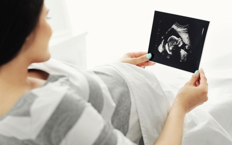 Siêu âm đúng thời điểm và lựa chọn cơ sở uy tín giúp đảm bảo kết quả chính xác hơn. (Ảnh: Sưu tầm Internet)