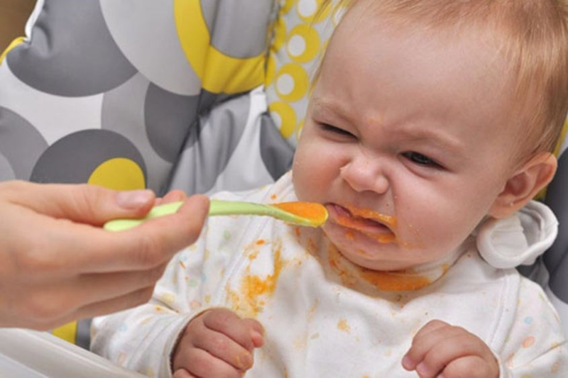 Biếng ăn sinh lý ở trẻ 2 tháng tuổi. (Ảnh: Sưu tầm Internet)