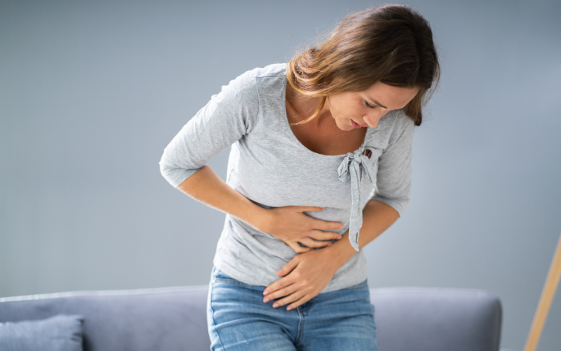 Hiện tượng sảy thai ở mẹ bầu. (Ảnh: Canva.com)