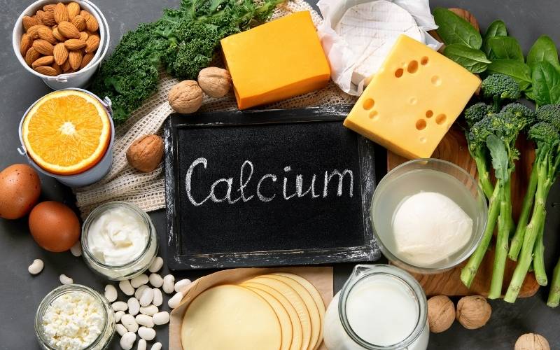 Chọn thực phẩm giàu canxi bổ sung cho cơ thể. (Ảnh: Sưu tầm Internet)