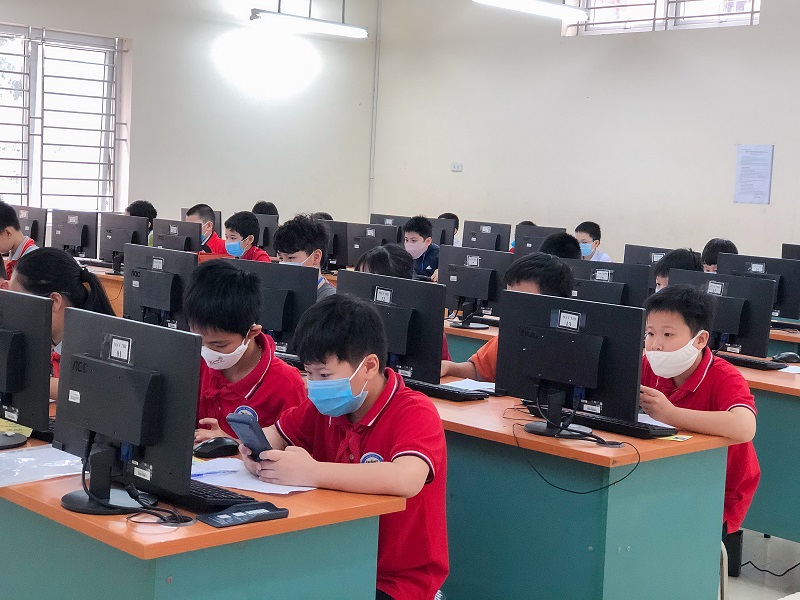 Cho bé tham gia các cuộc thi toán học. (Ảnh: Sưu tầm internet)