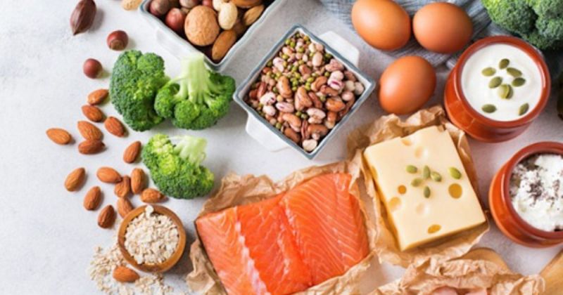 Khi mang thai mẹ nên bổ sung đầy đủ chất dinh dưỡng để em bé phát triển khỏe mạnh  (Ảnh: Sưu tầm Internet)