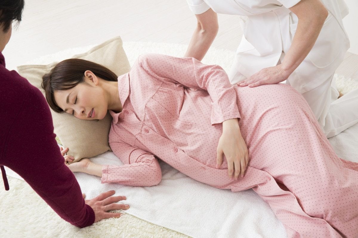 Những điều nên làm khi có dấu hiệu chuyển dạ. (Ảnh: Sưu tầm Internet)