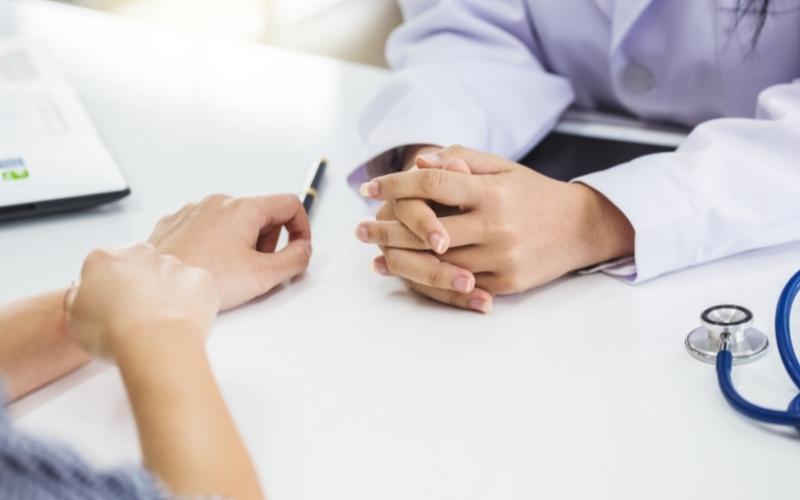 Nên đi khám sức khỏe định kỳ từ 1-2 lần/năm. (Ảnh: Sưu tầm Internet)