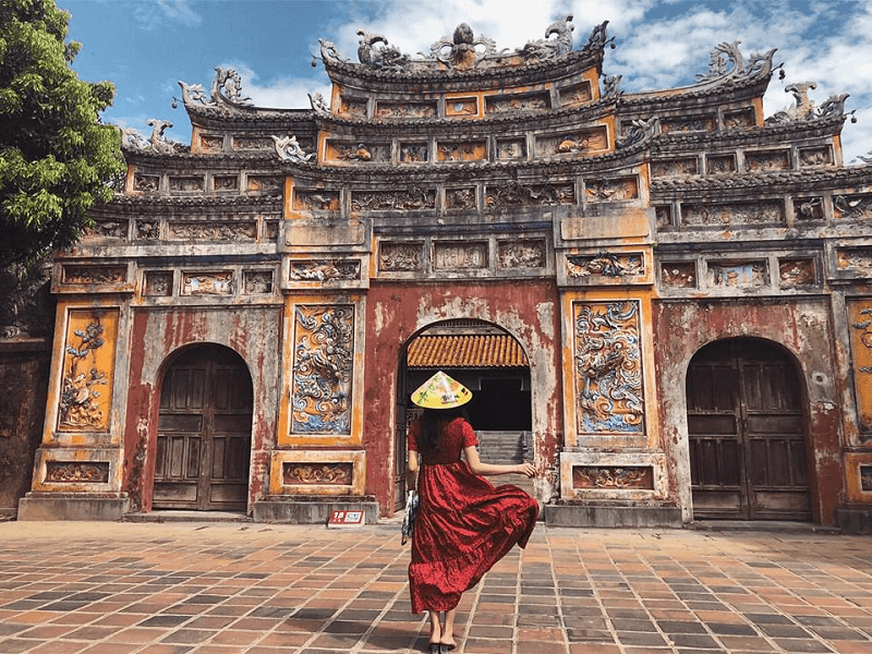 Khám phá di sản lịch sử tại Huế. (Ảnh: Sưu tầm Internet)