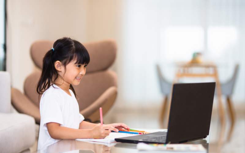 Lưu ý khi cho trẻ học online để đạt hiệu quả tốt. (Ảnh: Sưu tầm Internet)