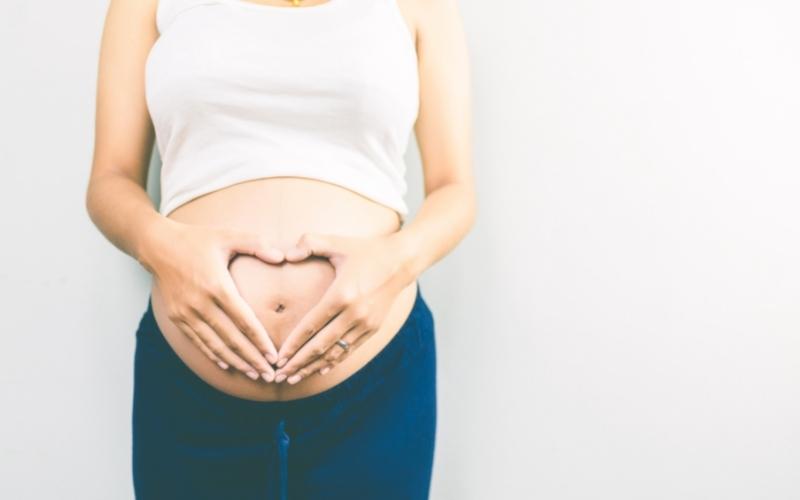 Phụ nữ mang thai nên tăng cường bổ sung dinh dưỡng rong nho. (Ảnh: Sưu tầm Internet)