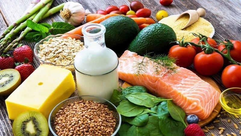 Cung cấp đầy đủ dinh dưỡng giúp tuyến sữa hoạt động tốt, kích sữa nhiều (Ảnh: Sưu tầm Internet)