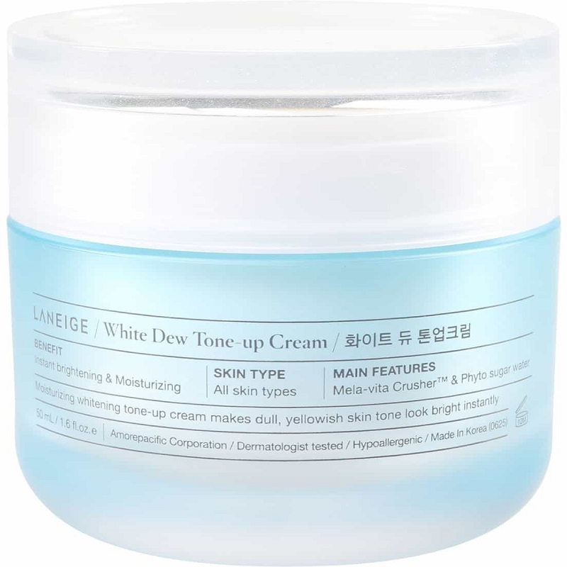 Việc đọc kỹ thành phần kem giúp mẹ xác định được thành phần có trong sản phẩm (Ảnh: Sưu tầm Internet)