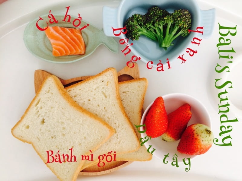 Bánh mì cá hồi bông cải. (Ảnh: Sưu tầm Internet)