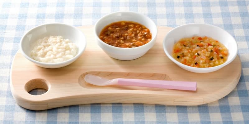 Một số món ăn dặm kiểu truyền thống cho bé. (Ảnh: sưu tầm internet)