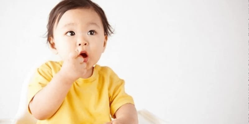 Nguyên tắc cho bé ăn dặm ngày đầu tiên. (Ảnh: sưu tầm internet)