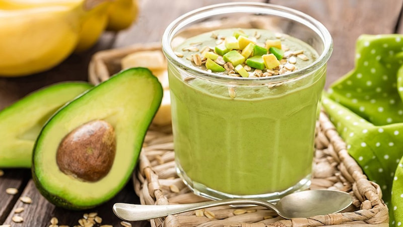 Chuyên gia dinh dưỡng gợi ý 10+ món ăn dặm từ bơ cho bé. (Ảnh: Sưu tầm Internet) 