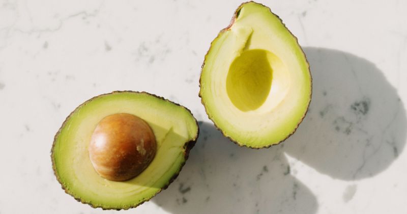 Ăn nhiều bơ vừa tốt cho da, vừa tốt cho hệ tiêu hóa (Ảnh: Sưu tầm Internet)