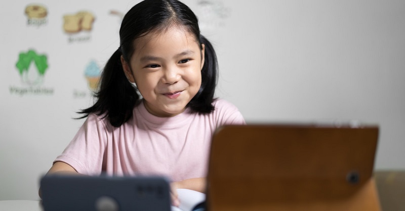 Cách để chọn app học tiếng Anh cho bé trên ipad. (Ảnh: Sưu tầm Internet)