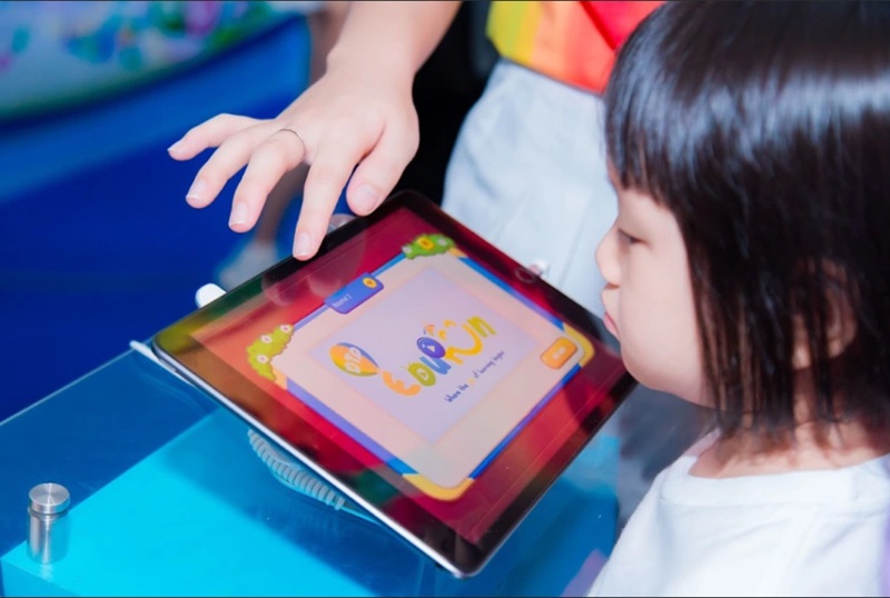 Tuỳ vào năng lực của mỗi bé, ba mẹ chọn app phù hợp với con (Ảnh: Sưu tầm internet)