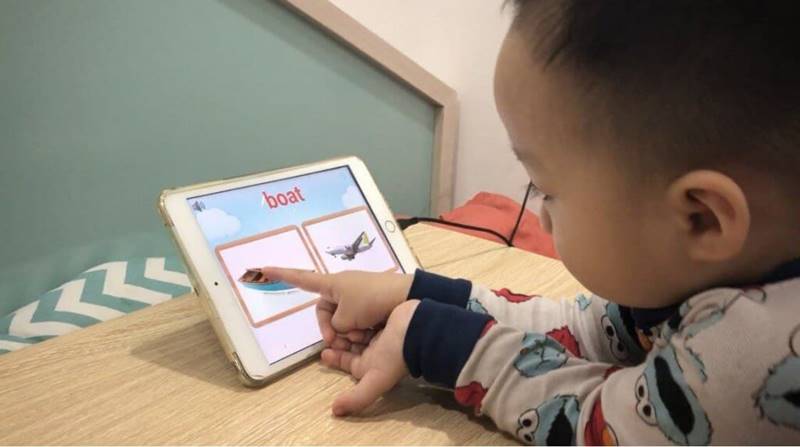 Cho bé làm quen tiếng Anh sớm với chương trình học của Monkey. (Ảnh: Cộng đồng phụ huynh Monkey)