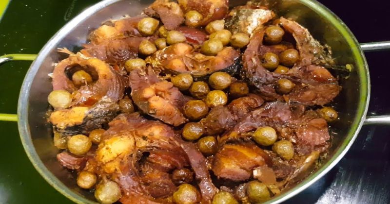 Món cá kho sung đưa cơm, ngon miệng không nên bỏ qua (Ảnh: Sưu tầm Internet)