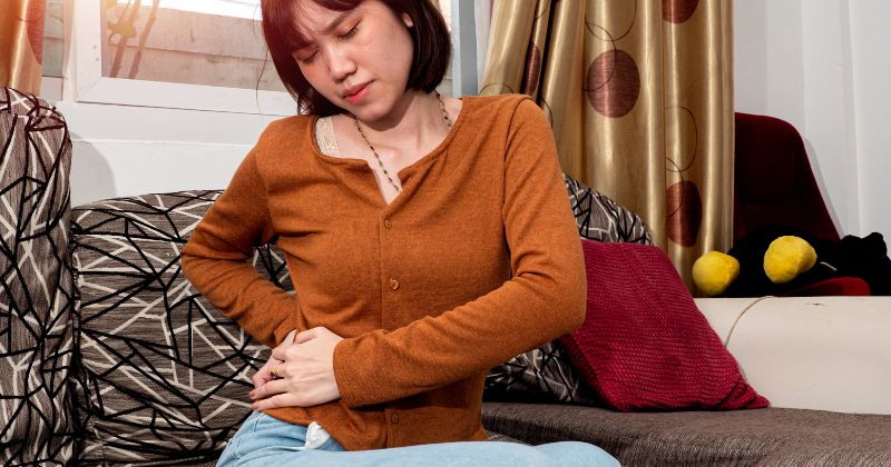 Đau xương chậu khiến phần hông có cảm giác đau âm ỉ (Ảnh: Sưu tầm Internet)